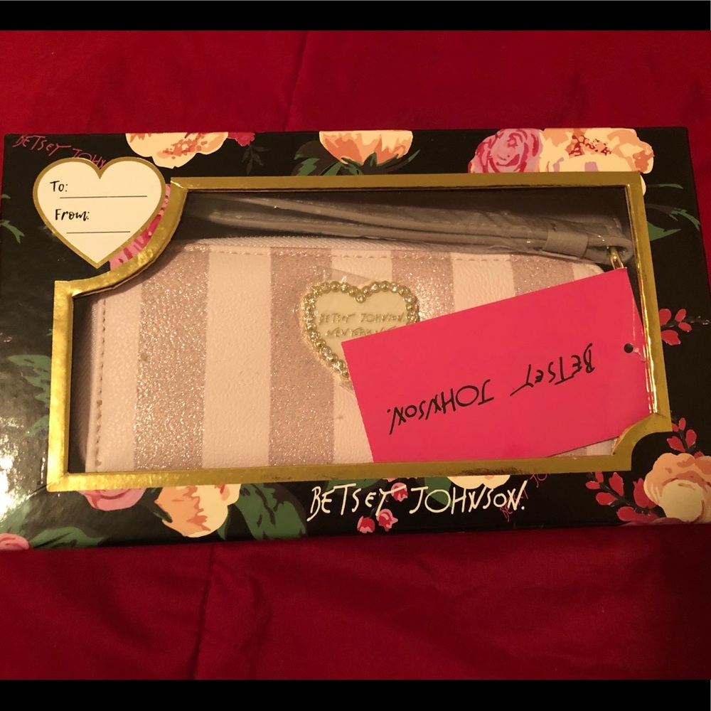 Wallet - Picture 2 of 6